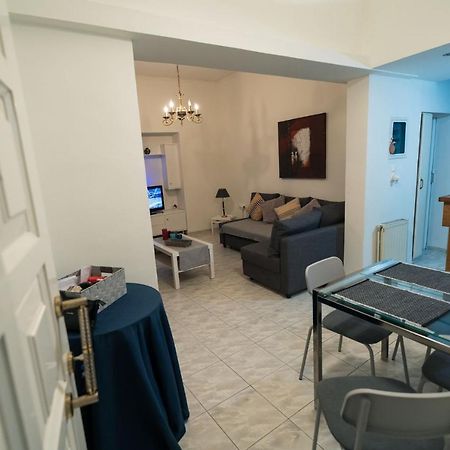 Marina Apartment Пирей Экстерьер фото