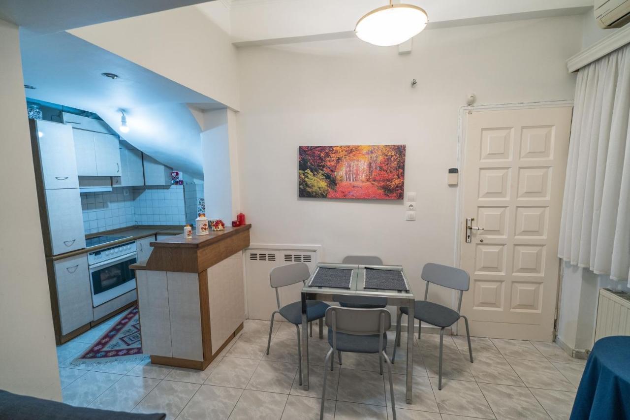 Marina Apartment Пирей Экстерьер фото