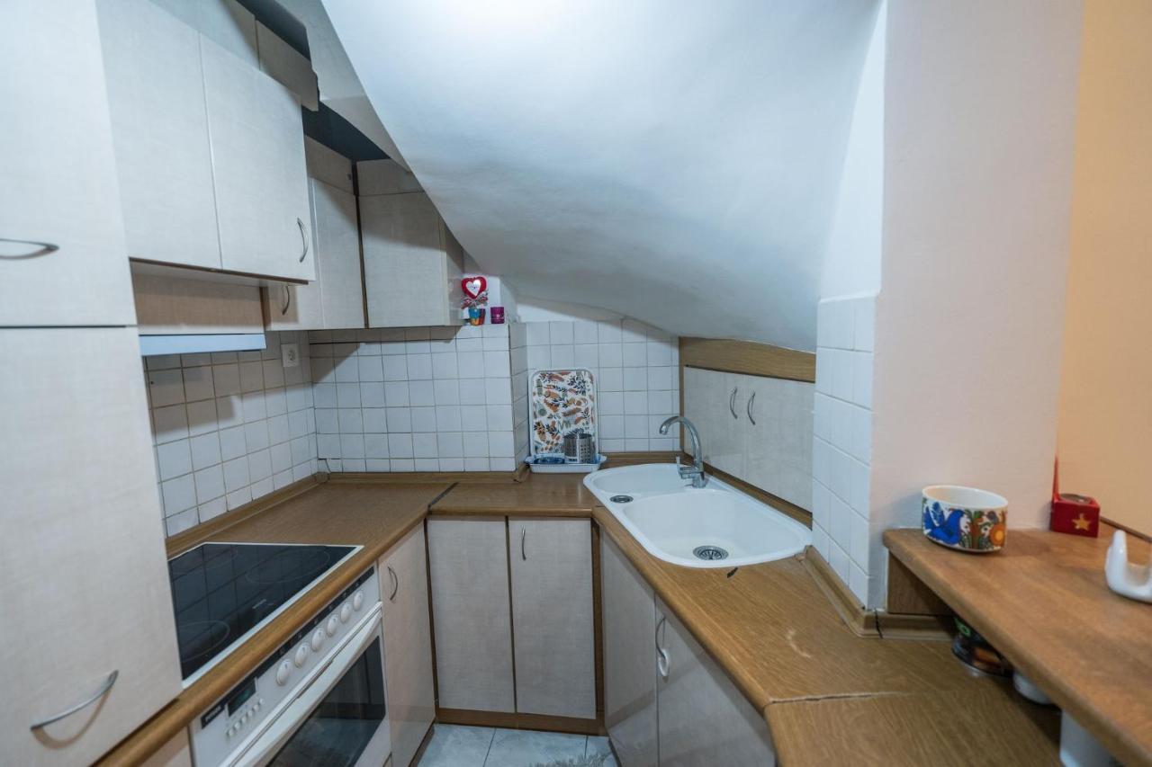 Marina Apartment Пирей Экстерьер фото