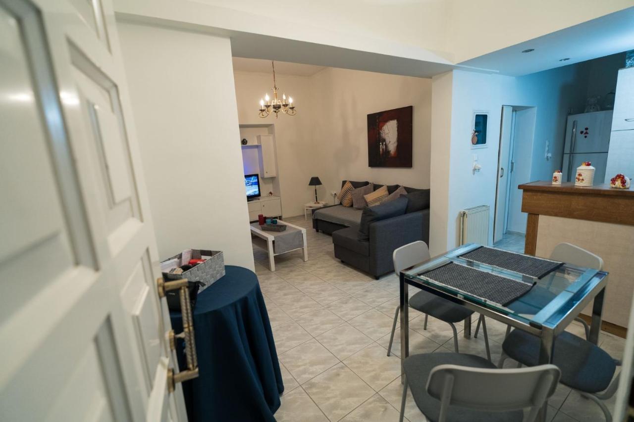 Marina Apartment Пирей Экстерьер фото